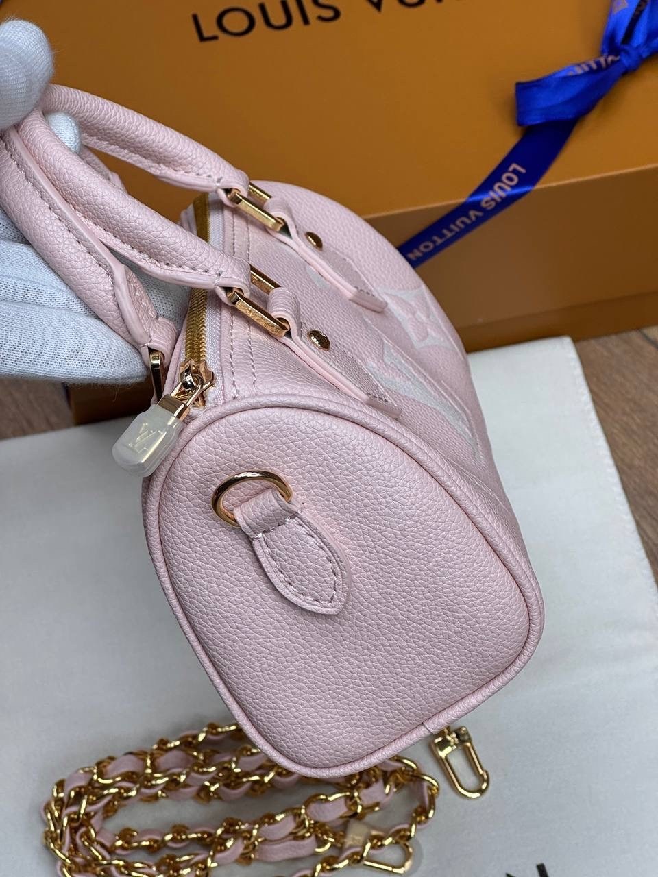 louis vuitton сумка на плечо,louis vuitton женская сумка,сумкa louis vuitton,сумка ридикюль louis vuitton,сумка через плечо louis vuitton