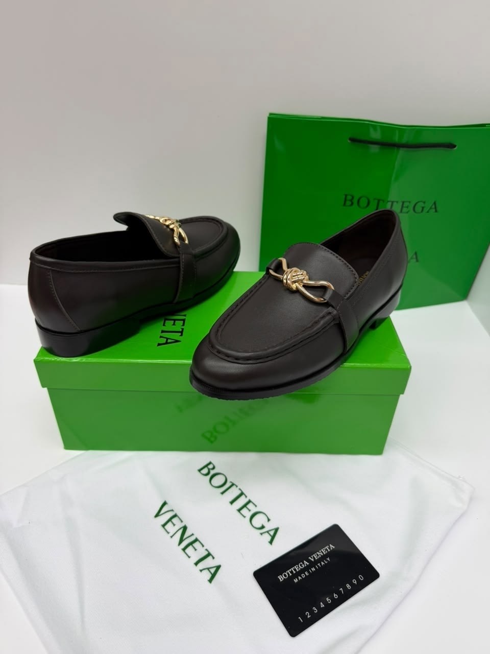 лоферы bottega veneta,,женские лоферы,кожаные лоферы,женская