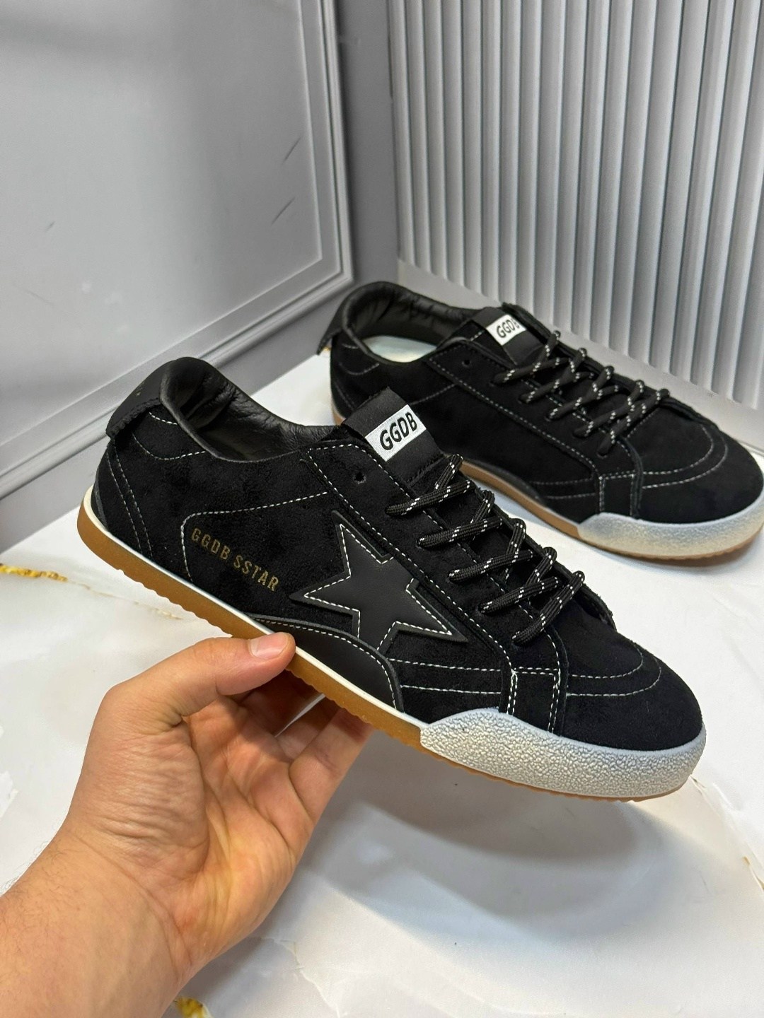 ,кроссовки golden goose, женская,женские кроссовки,спортивная