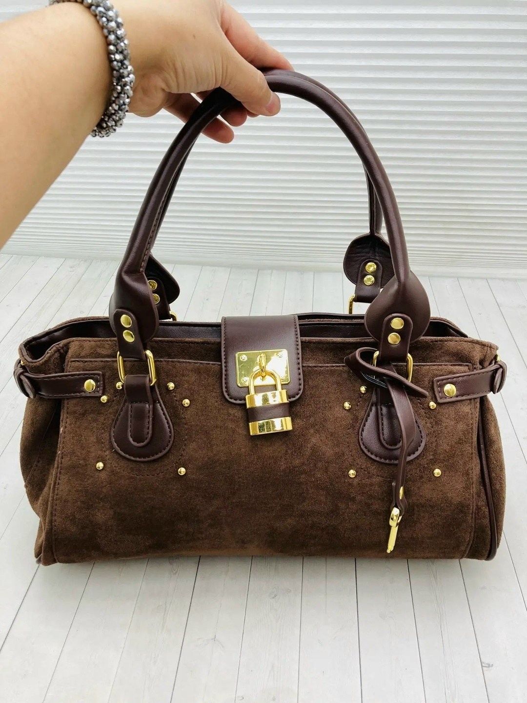 сумка замшевая miu miu aventure,сумка замшевая,сумка женская,сумки модные,сумка