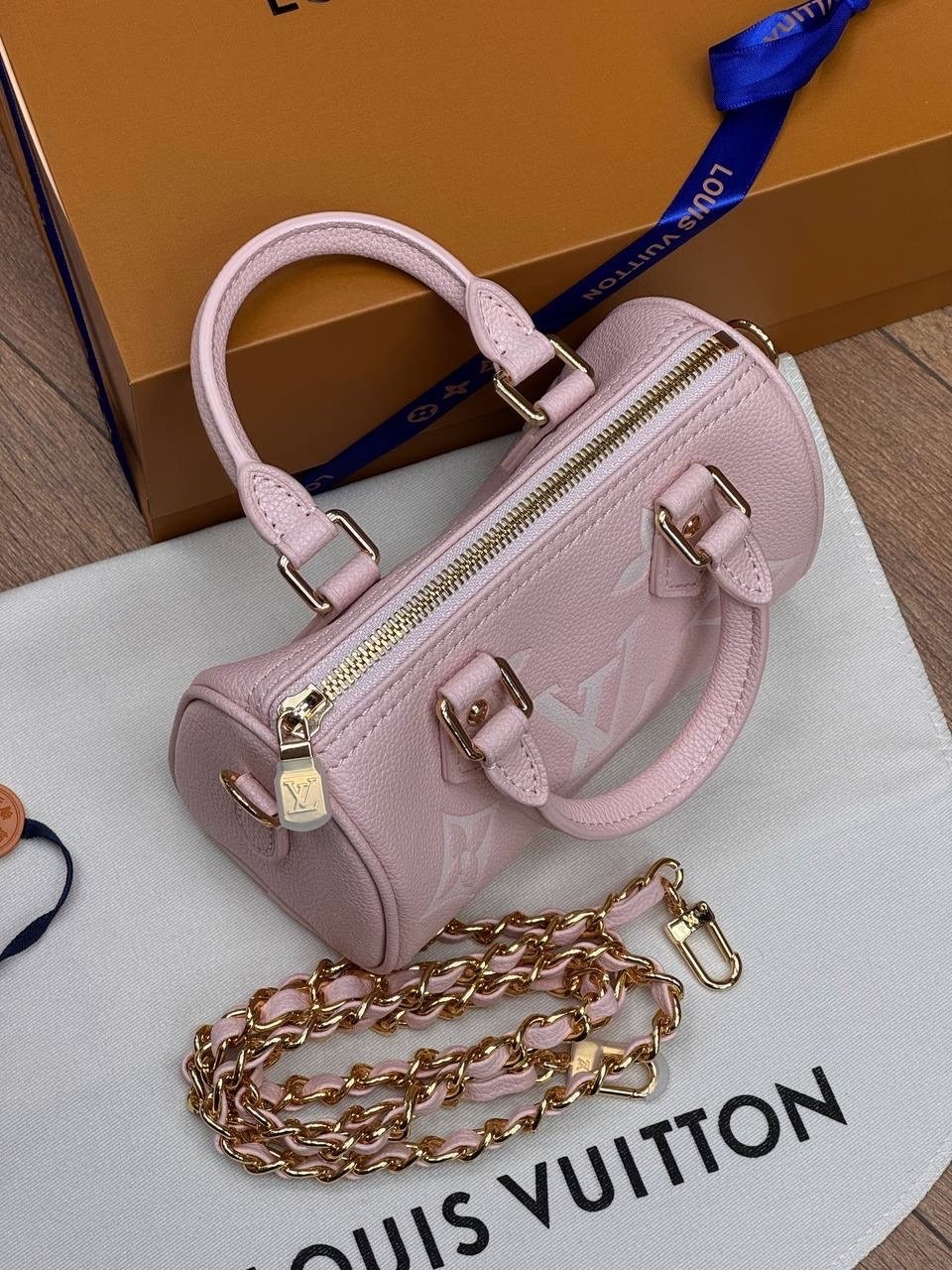 louis vuitton сумка на плечо,louis vuitton женская сумка,сумкa louis vuitton,сумка ридикюль louis vuitton,сумка через плечо louis vuitton