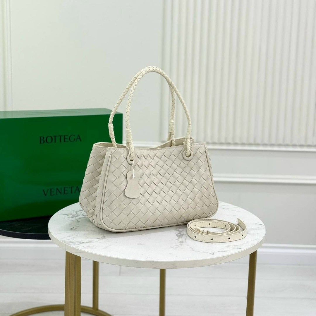 женская сумка bottega veneta,сумка bottega veneta,сумка bottega veneta черный,маленькая сумка bottega veneta,сумка bottega veneta point