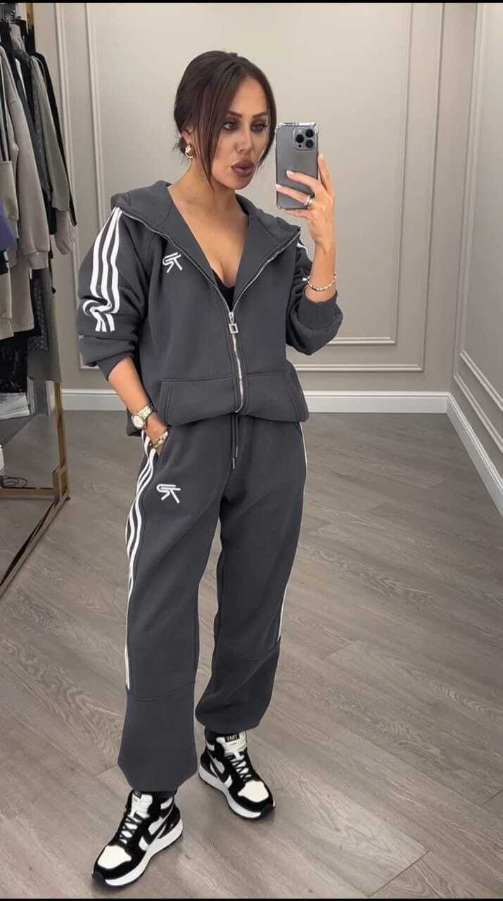 спортивный женский костюм,спортивный костюм женский adidas,костюм женские спортивные костюмы,костюм спортивный адидас женский арт. 11718723,спортивный костюм спортивные костюмы