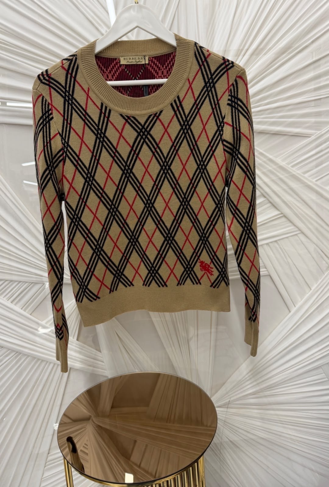 свитер классический,свитер burberry,свитер,свитер в клетку,свитер вязаный