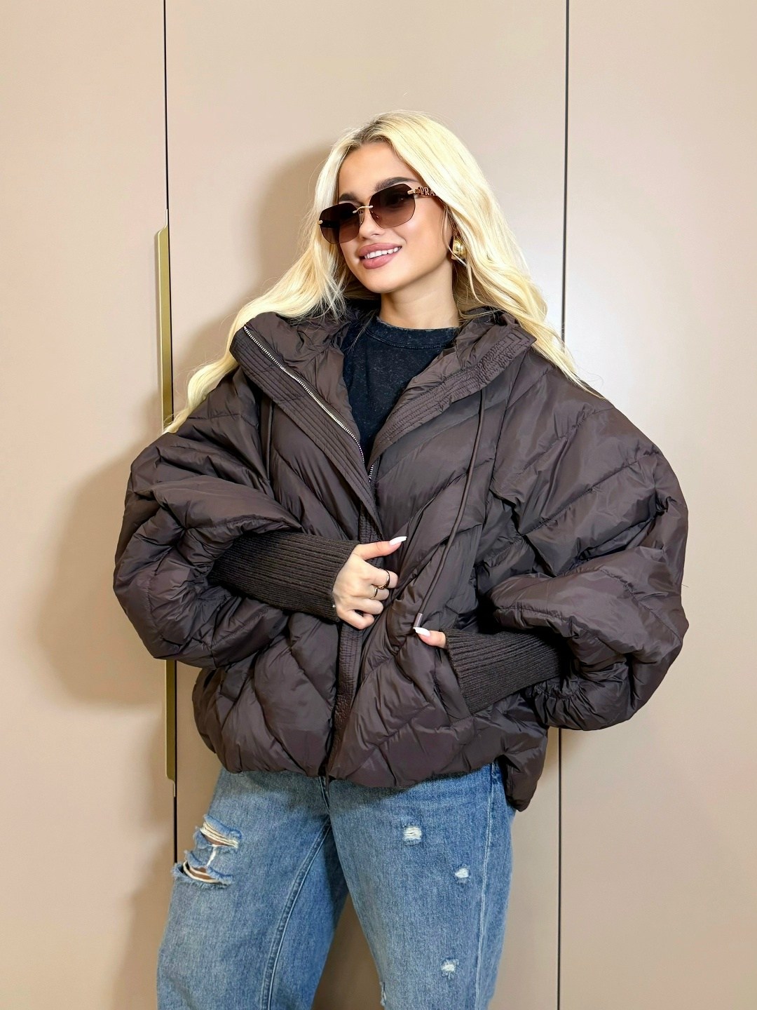 куртка стильная,куртка демисезонная с капюшоном oversize okxana utova brand,стильные пуховики,куртка оверсайз,демисезонная куртка