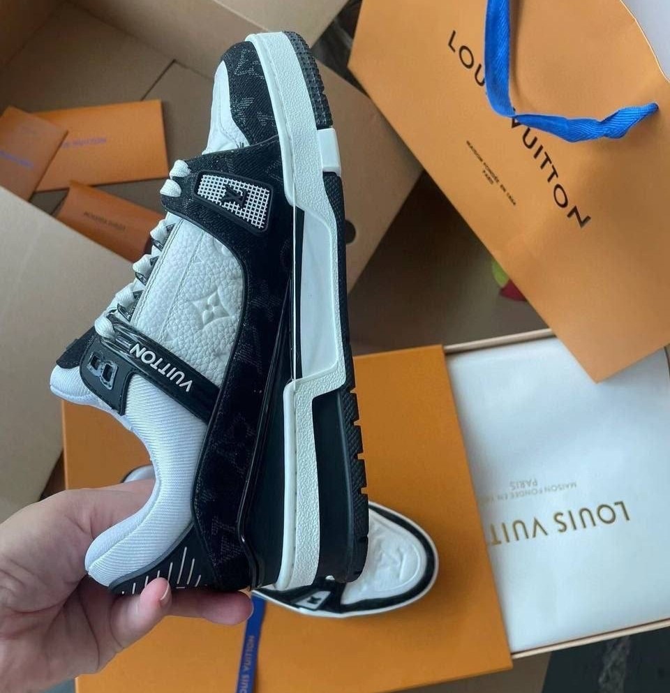 кроссовки louis vuitton trainer,кроссовки louis vuitton,кроссовки луи виттон,louis vuitton кроссовки мужские,кроссовки lv