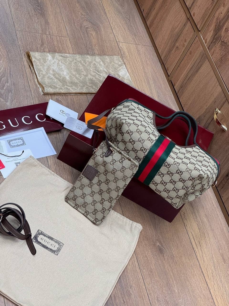 gucci сумка,женская сумка gucci,сумка шоппер gucci,сумка тоут gucci,гуччи сумка