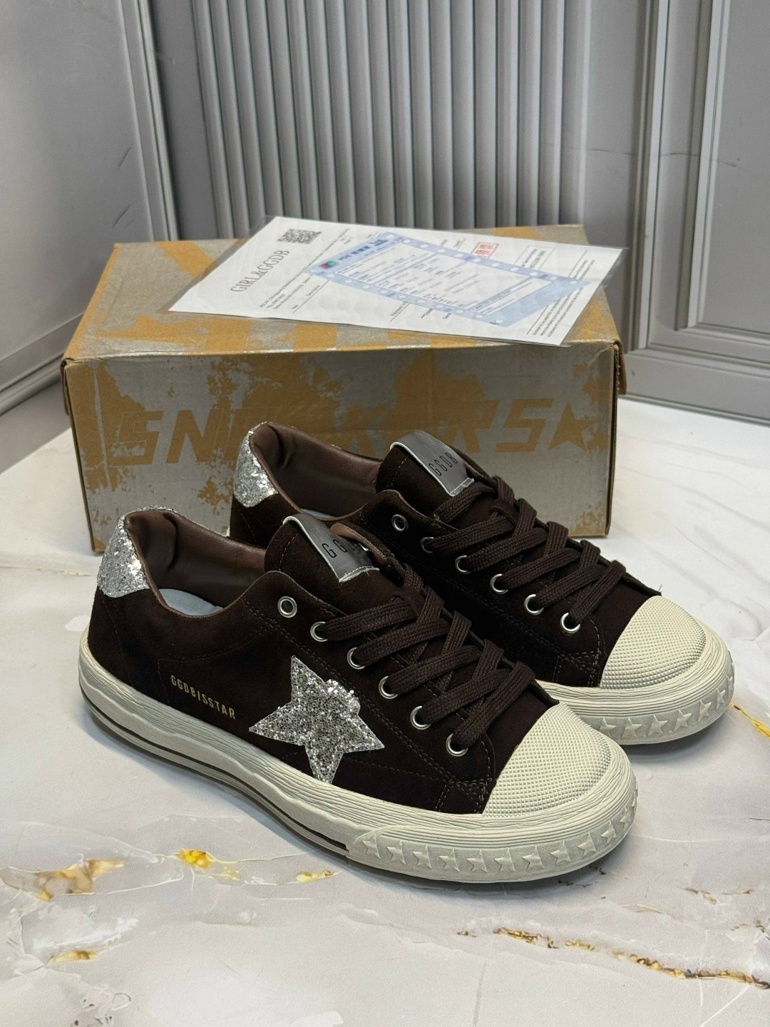 ,кеды hi star с блестками golden goose черный,кеды golden goose, женская,кроссовки golden goose