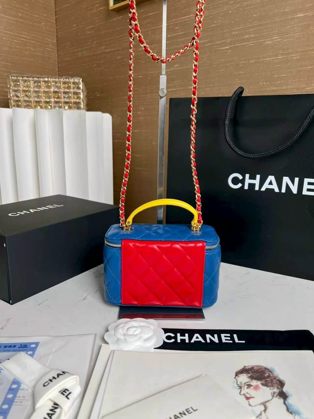 сумка chanel,женская сумка на chanel,сумочка chanel,сумка на плечо chanel,косметичка сумочка в стиле chanel