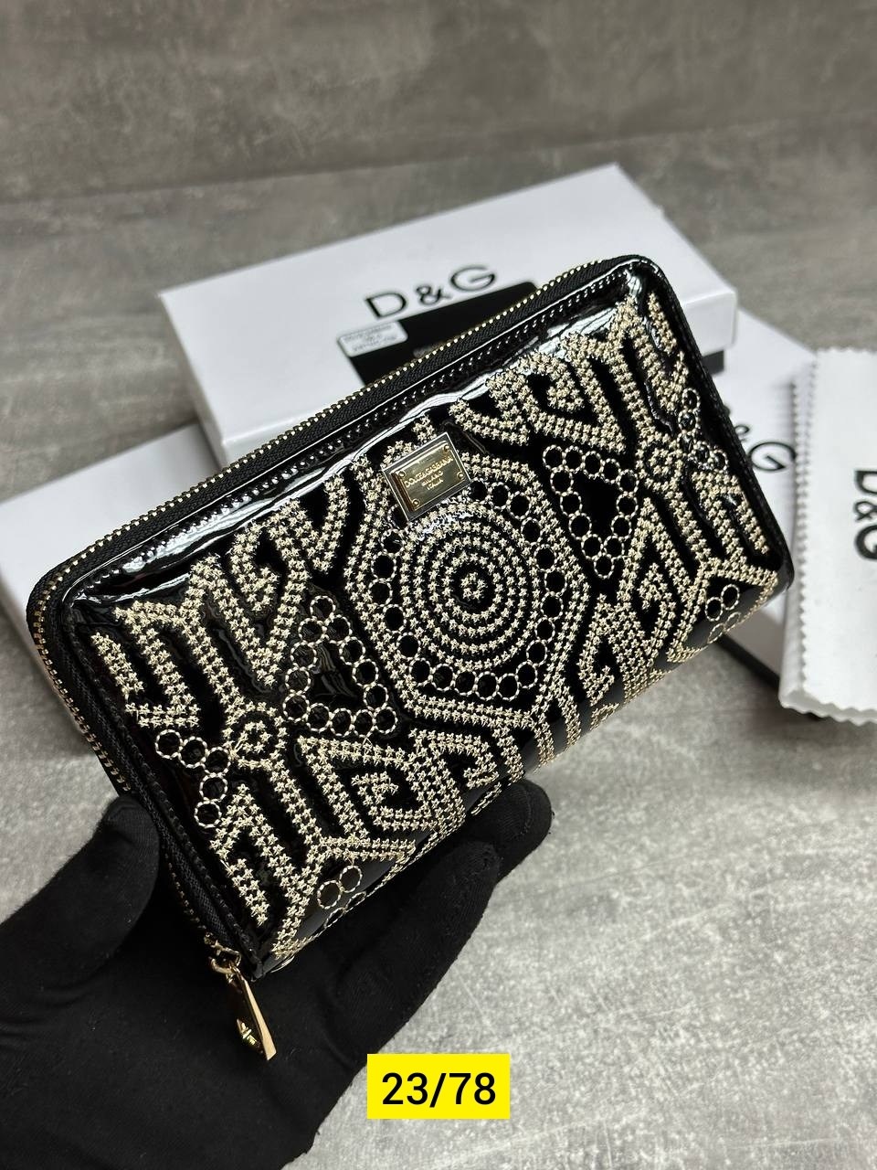 кошелек лакированный d&g,кошелек дольче габбана,женские кошельки,кошелёк дольче габбана с вышивкой,кошелёк dolce & gabbana