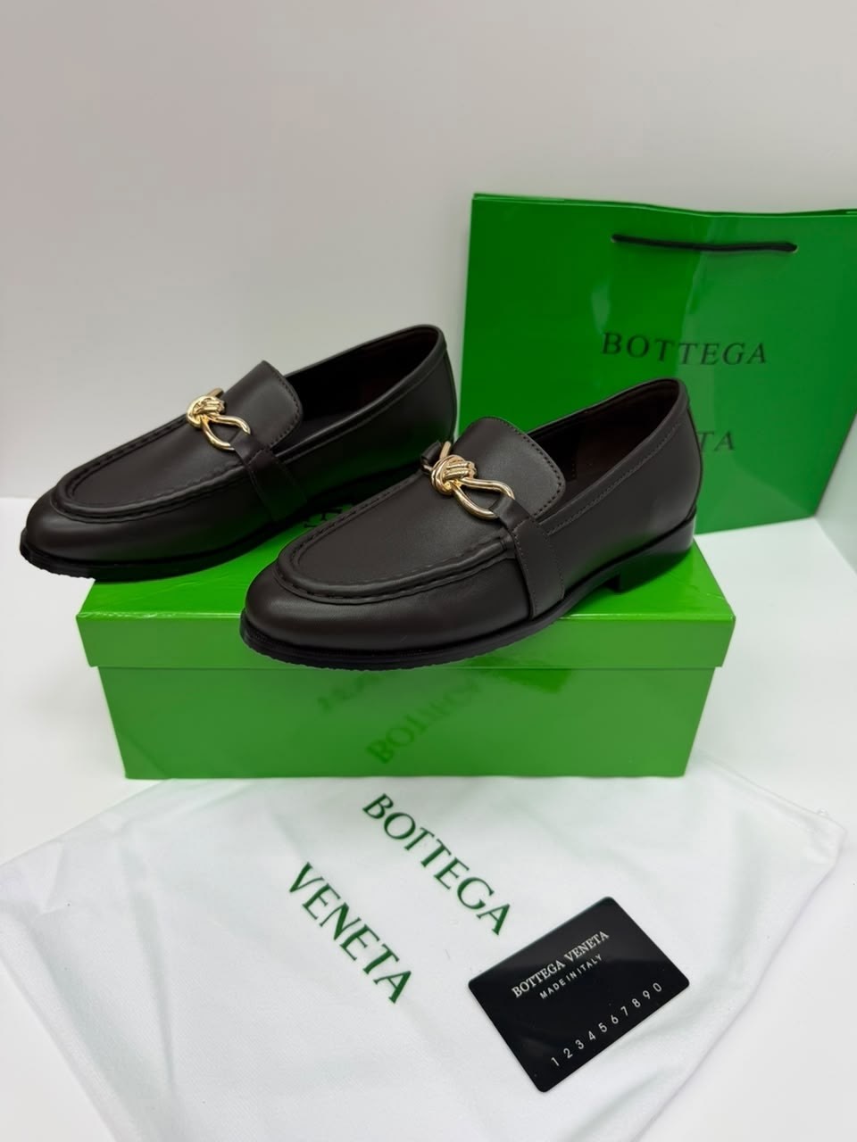 лоферы bottega veneta,,женские лоферы,кожаные лоферы,женская