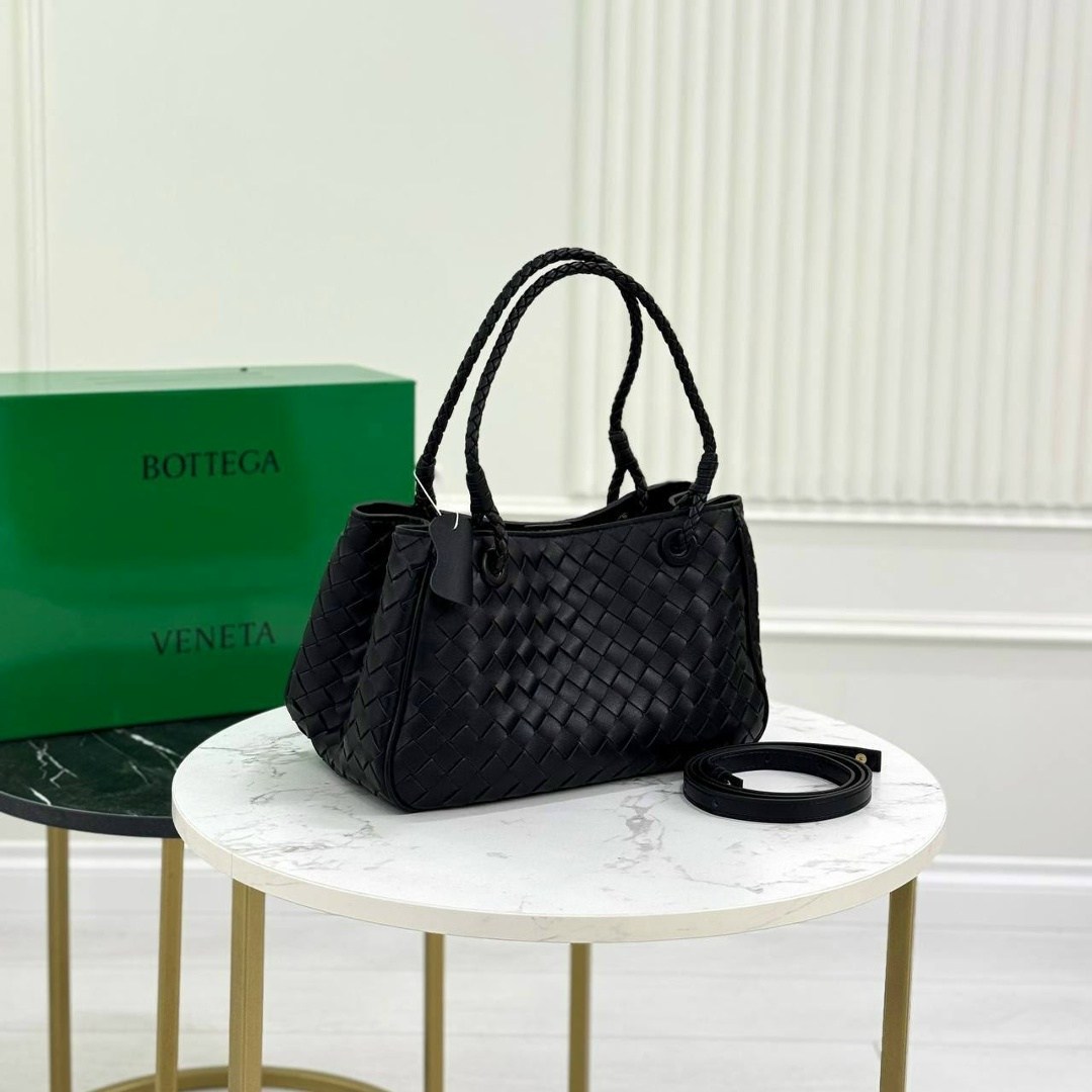 женская сумка bottega veneta,сумка bottega veneta,сумка bottega veneta черный,маленькая сумка bottega veneta,сумка bottega veneta point