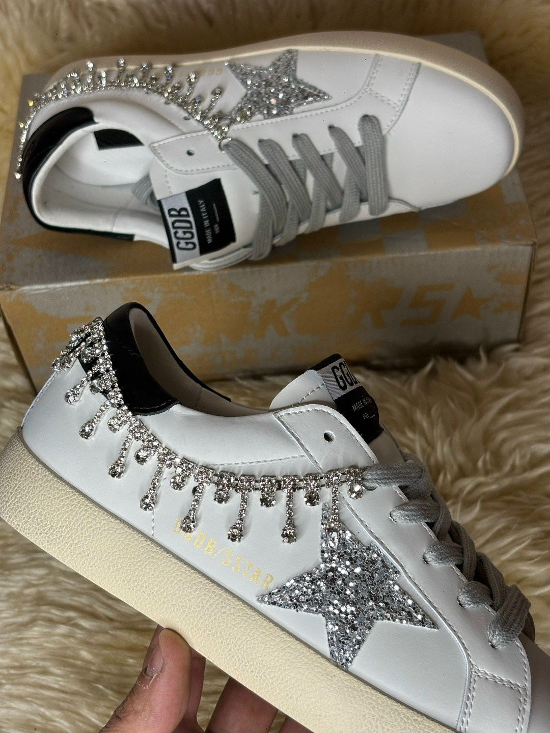 ,кеды golden goose,кроссовки женские golden goose super-star белый / серебряный,golden goose кроссовки,golden goose кеды блестящие