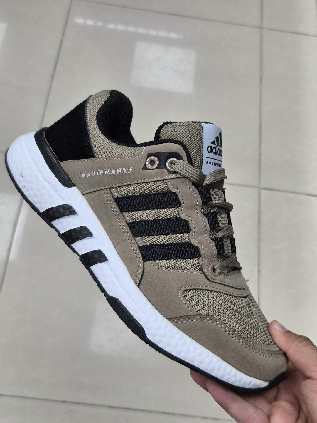 кроссовки adidas,кроссовки мужские adidas,кроссовки,кроссовки адидас zx 750 мужские,мужской кроссовки