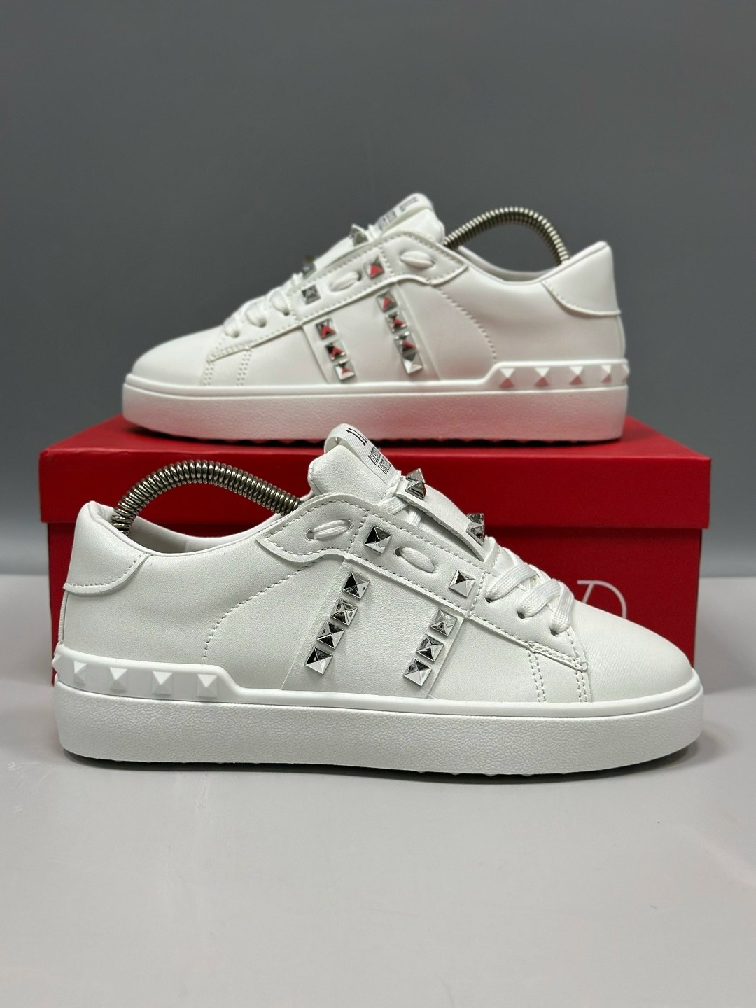 кроссовки valentino,,кеды валентино,кроссовки женские valentino,valentino кеды