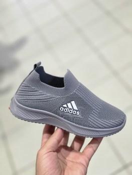 Кроссовки