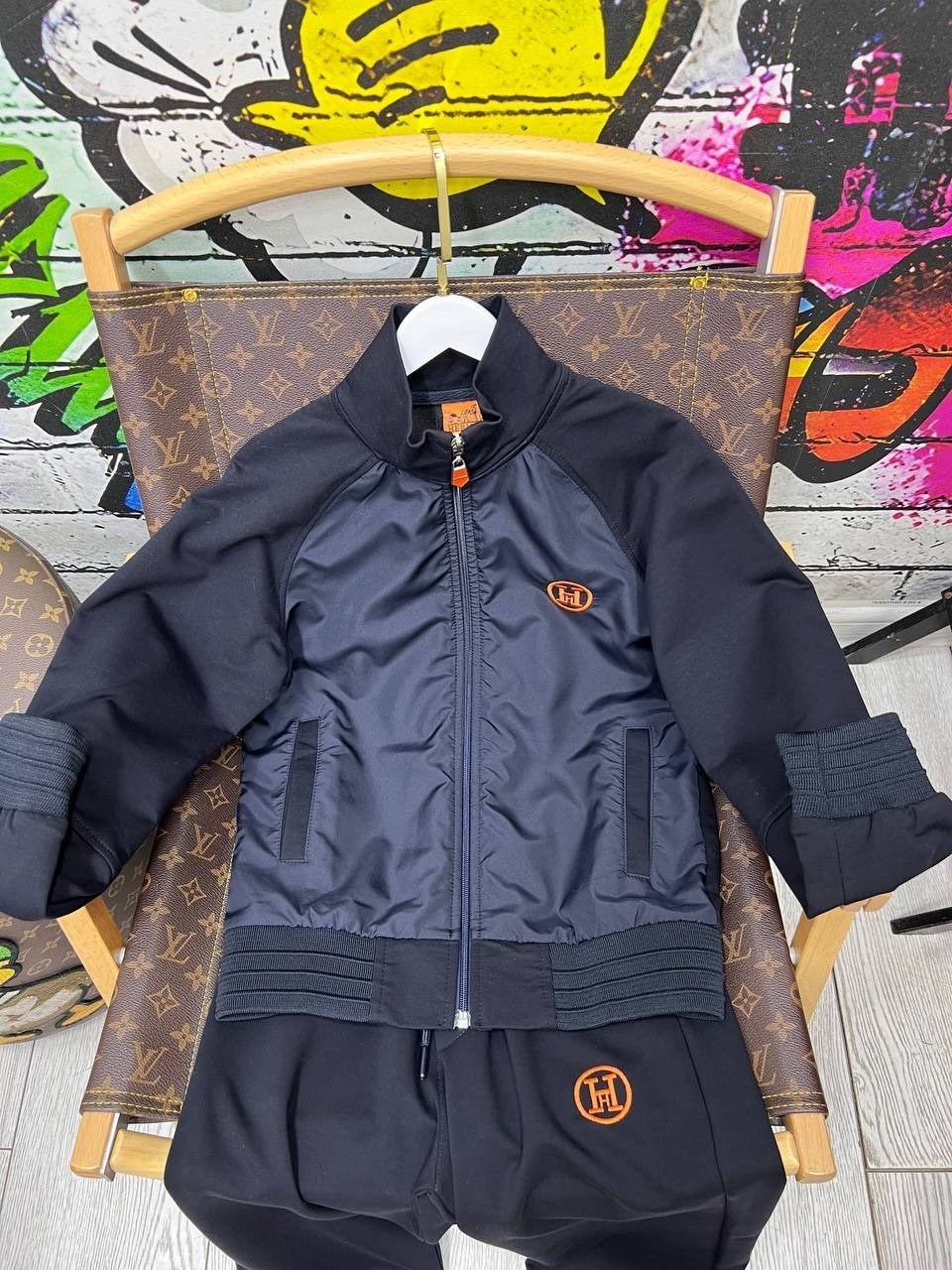 костюм спортивный hermes,спортивные мужские костюмы хермес,спортивные костюм,мужской спортивный костюм,спорт костюм