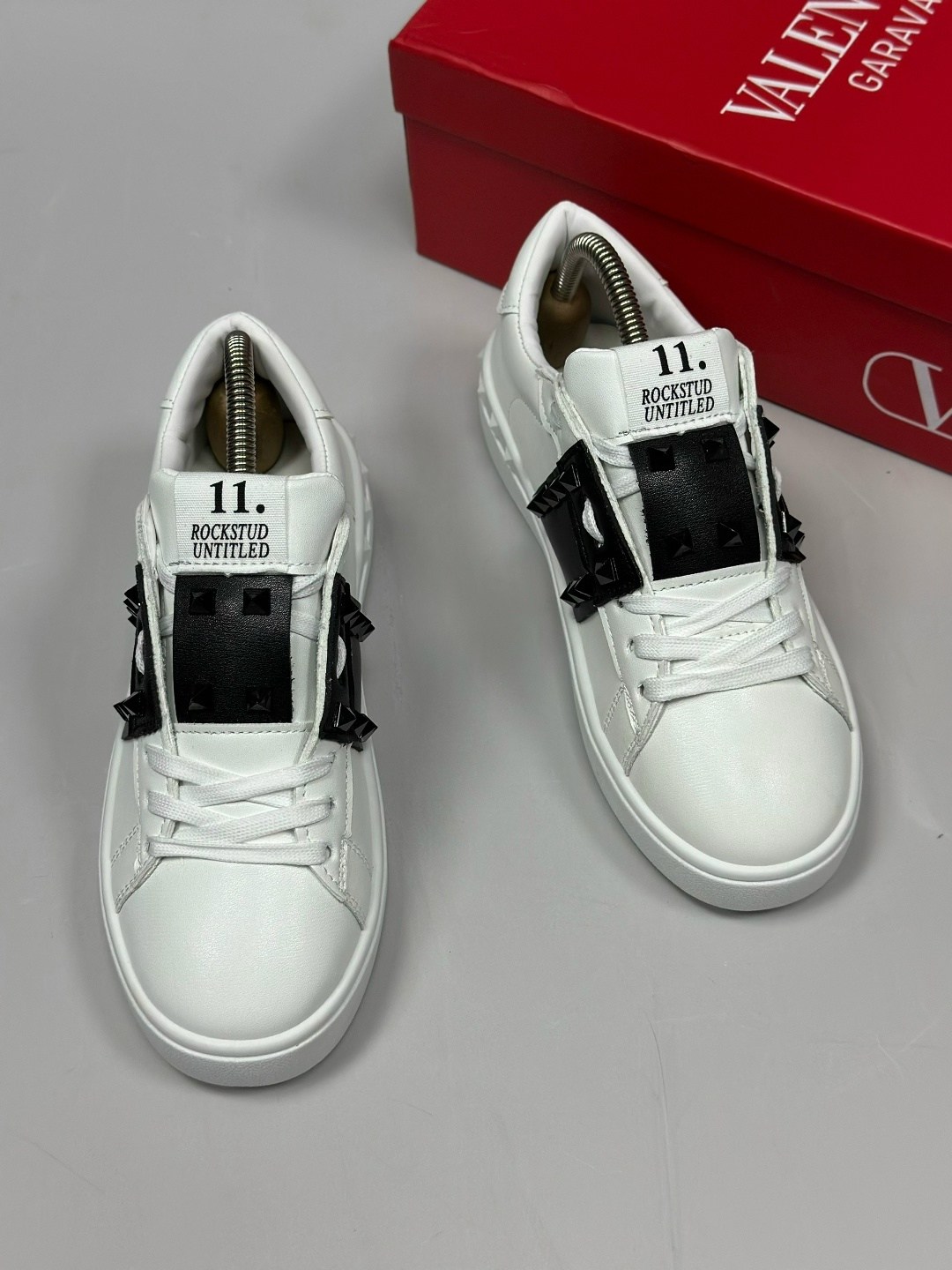 ,valentino кроссовки,кеды valentino,кроссовки женские valentino,кеды валентино женские