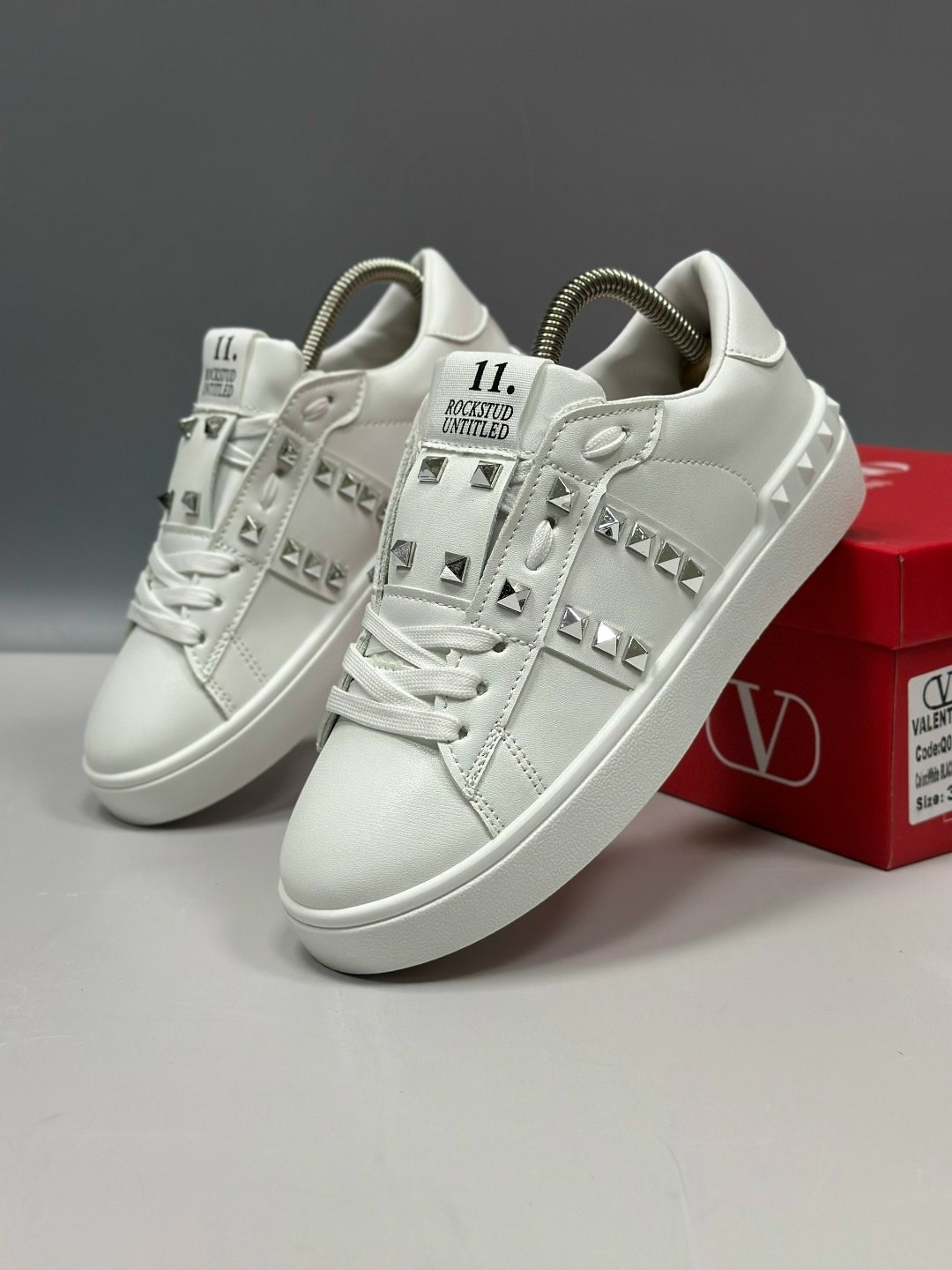кроссовки valentino,,кеды валентино,кроссовки женские valentino,valentino кеды