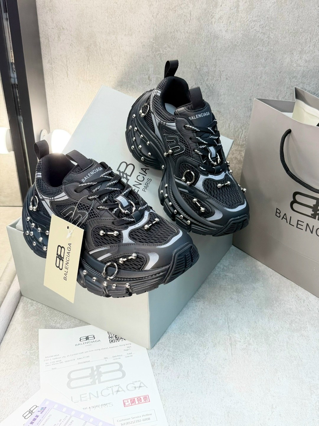 кроссовки balenciaga,кроссовки женские balenciaga,кроссовки balenciaga 2026-2026 белые,кроссовки баленсиага,кроссовки balenciaga triple s