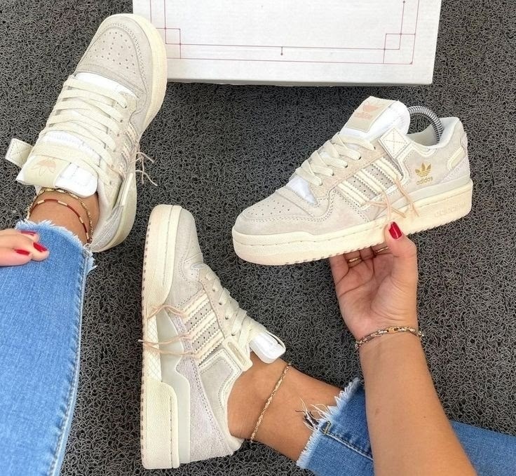 кроссовки adidas,женские кроссовки adidas,кроссовки,кроссовки женские адидас,кроссовки адидас