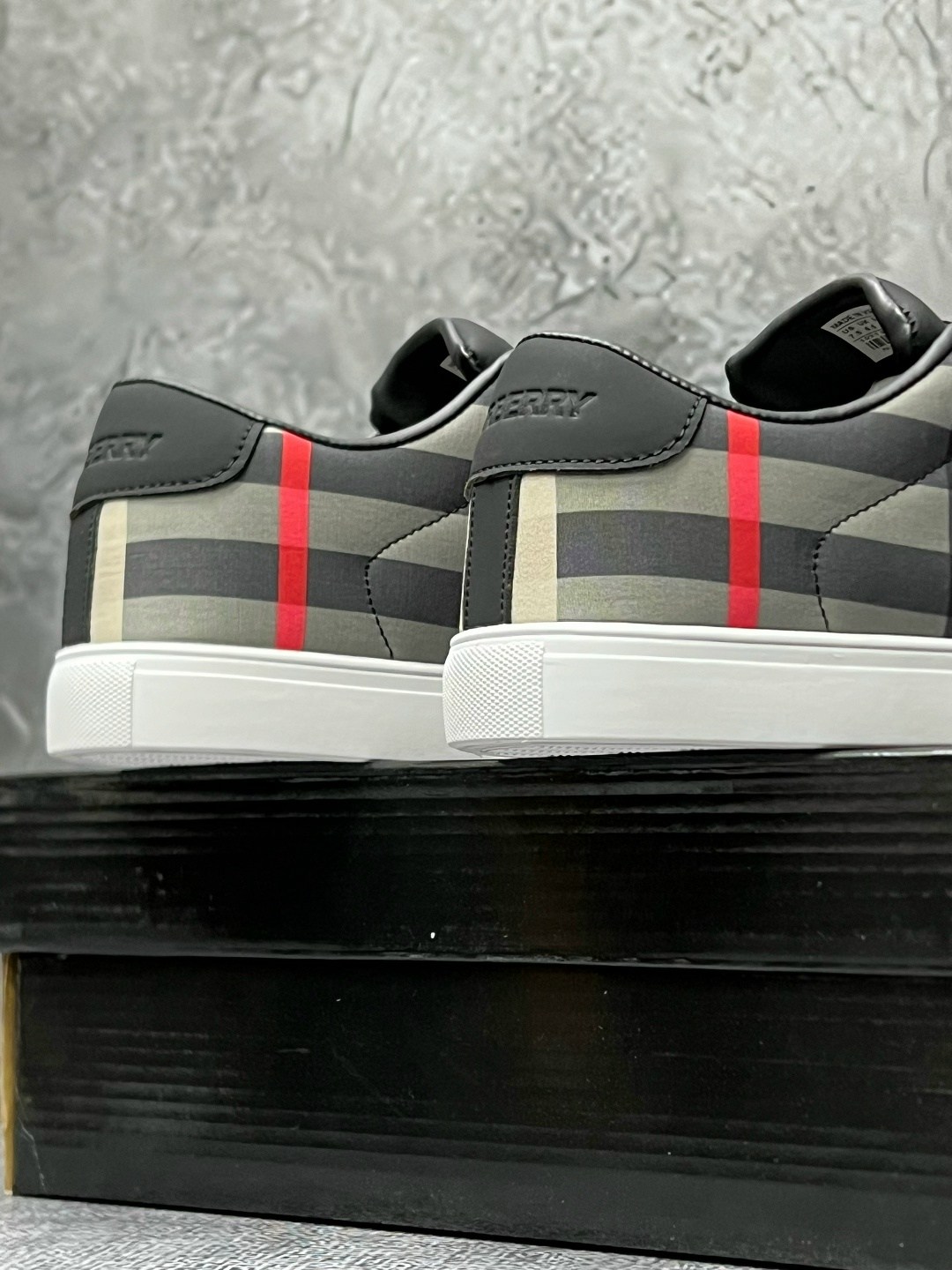 кроссовки burberry,burberry кеды,кеды мужские burberry,брендовые мужские кеды burberry (барберри) премиум,мужские кроссовки burberry check - black