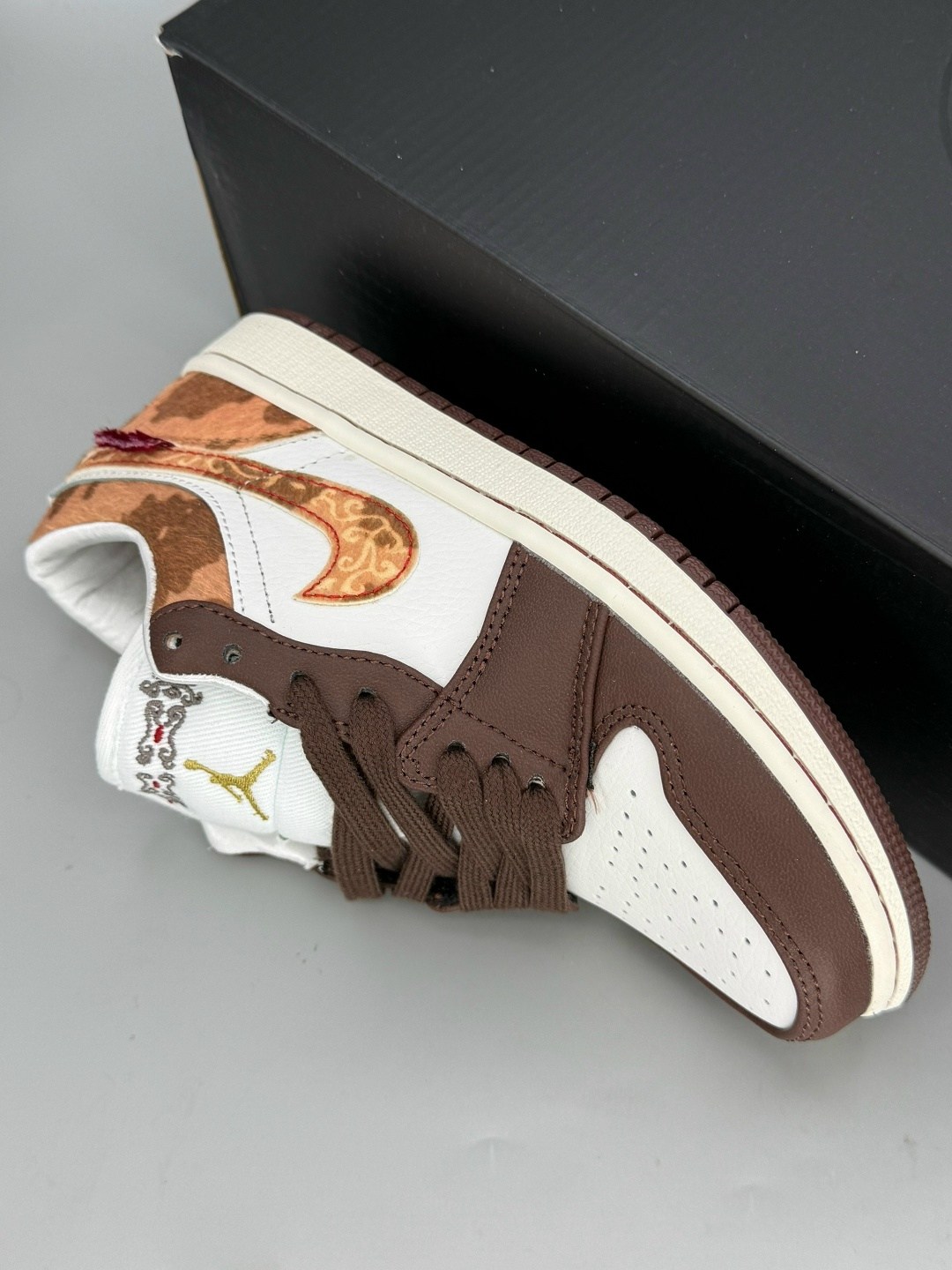 nike air jordan 1 low se,nike air jordan 1 low,air jordan 1 low mocha,air jordan 1 low,air jordan 1 low se