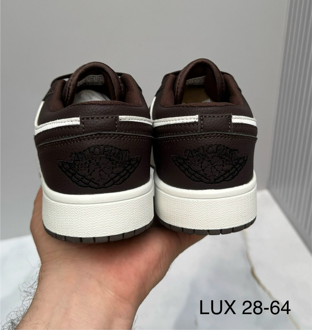 nike air jordan 1 low,air jordan 1 low,air jordan 1 low mocha,nike air jordan 1 low se,nike air jordan 1