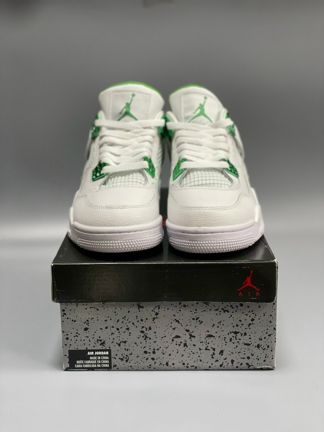 кроссовки nike air jordan 4 retro,nike air jordan 4 green metallic,кроссовки nike air jordan 4,nike air jordan 4 retro,air jordan 4