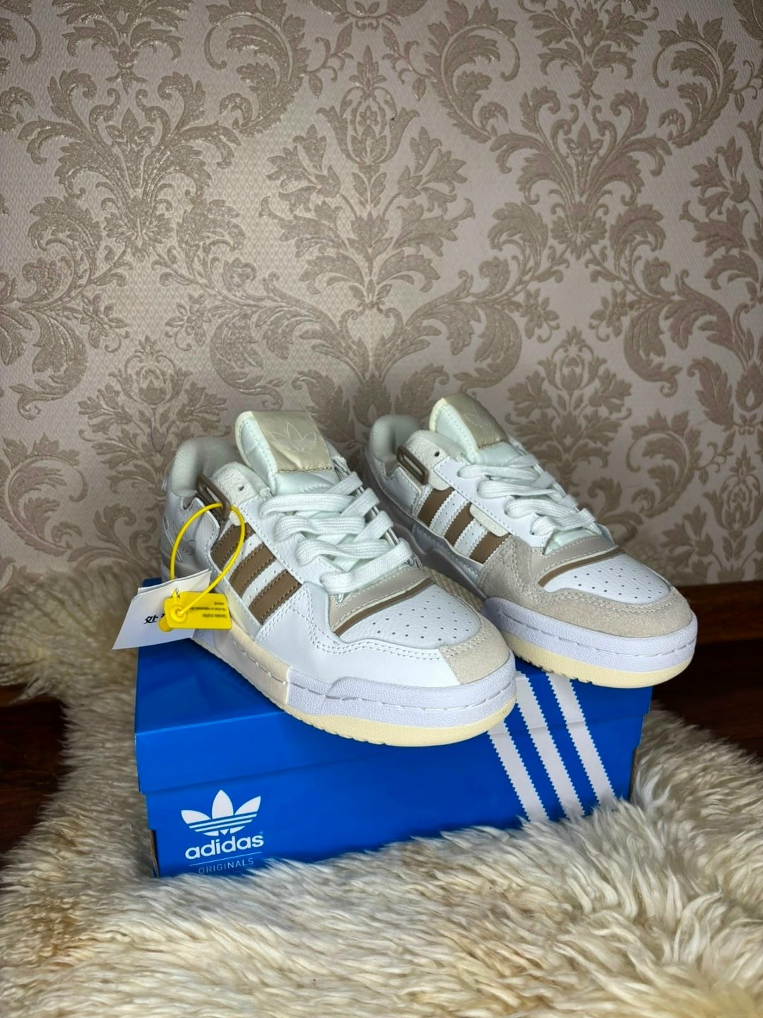 кроссовки adidas,кроссовки женские adidas,женские кроссовки,кроссовки адидас,кроссовки стильные