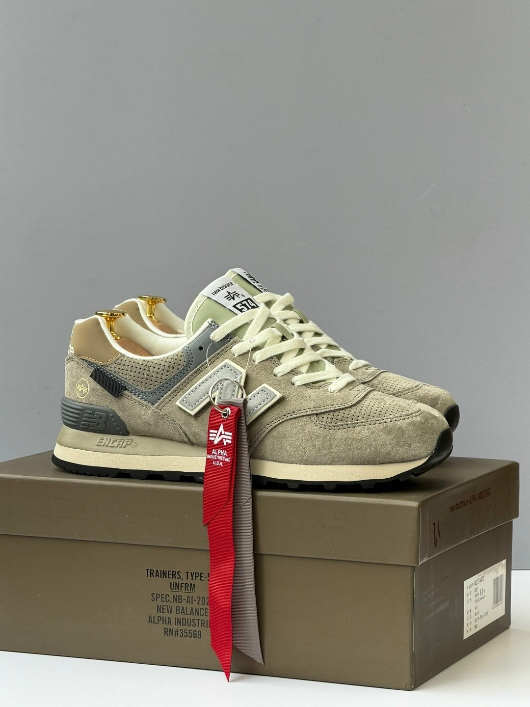 кроссовки new balance 574 alpha industries,кроссовки new balance 574,мужские кроссовки new balance 574,кроссовки new balance alpha industries x 574,кроссовки new balance 574 10 alpha industries