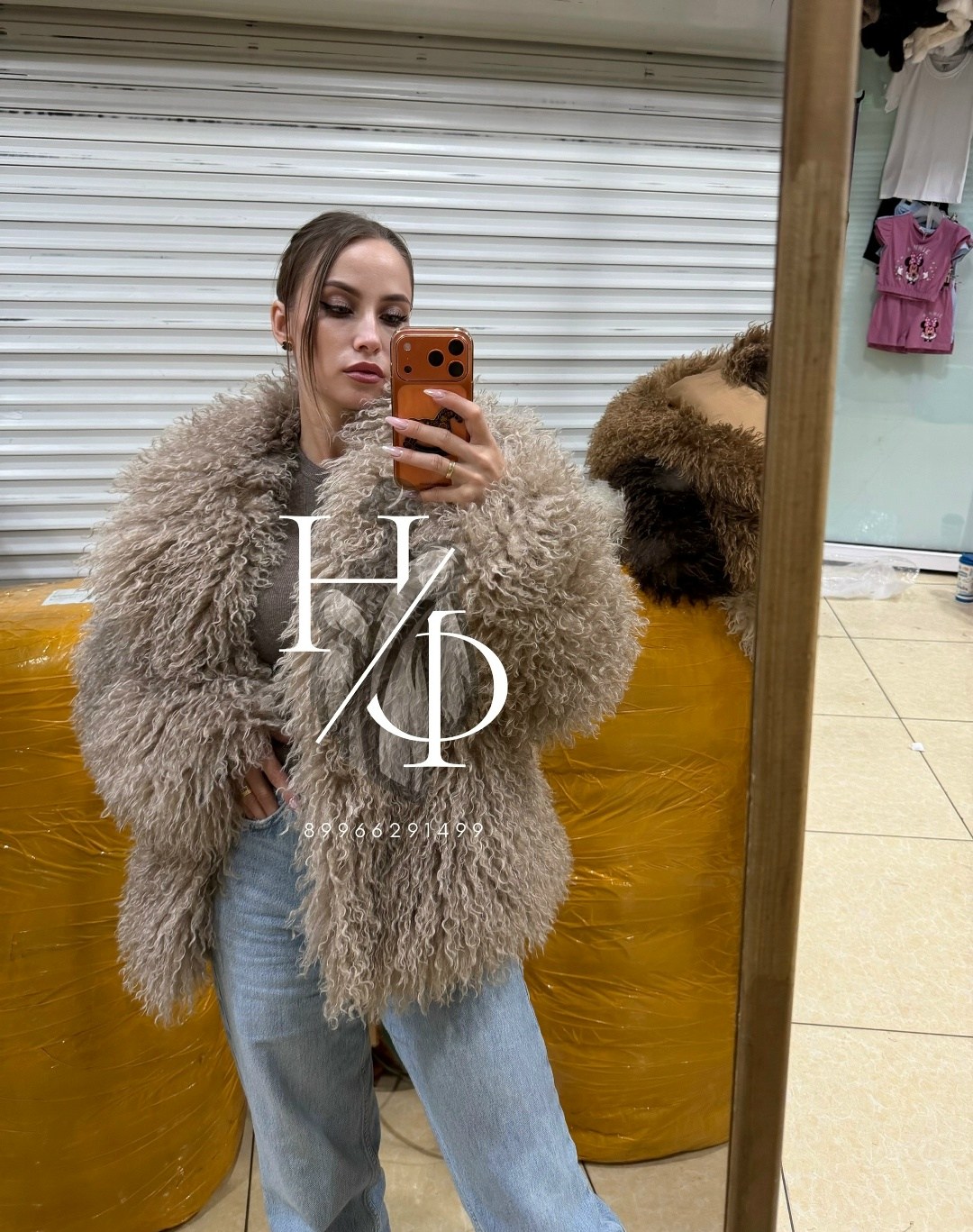 шуба искусственная лама страус пушистая fashion vogue,шуба искусственная лама страус пушистая fashion vogue цвет белый,белая шуба из экомеха под страус,шуба из ламы,шуба из меха ламы