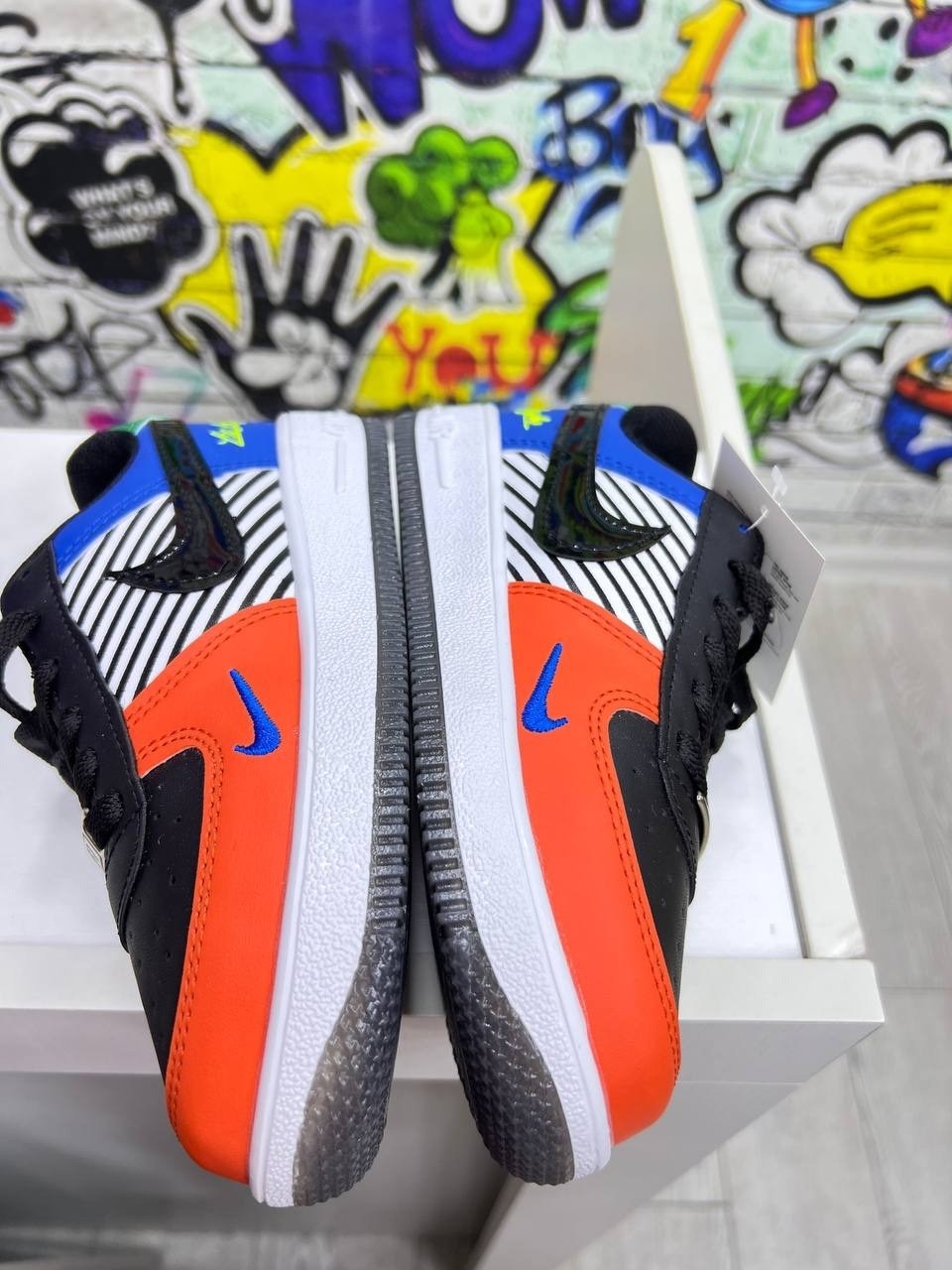 игрушка kaws,коллекционная игрушка,nike air force 1,игрушек,виниловая фигурка