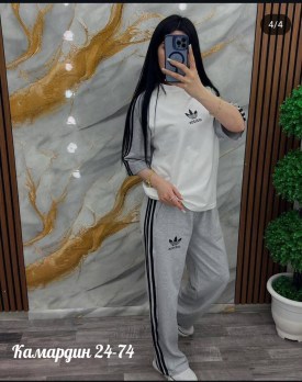 Костюм