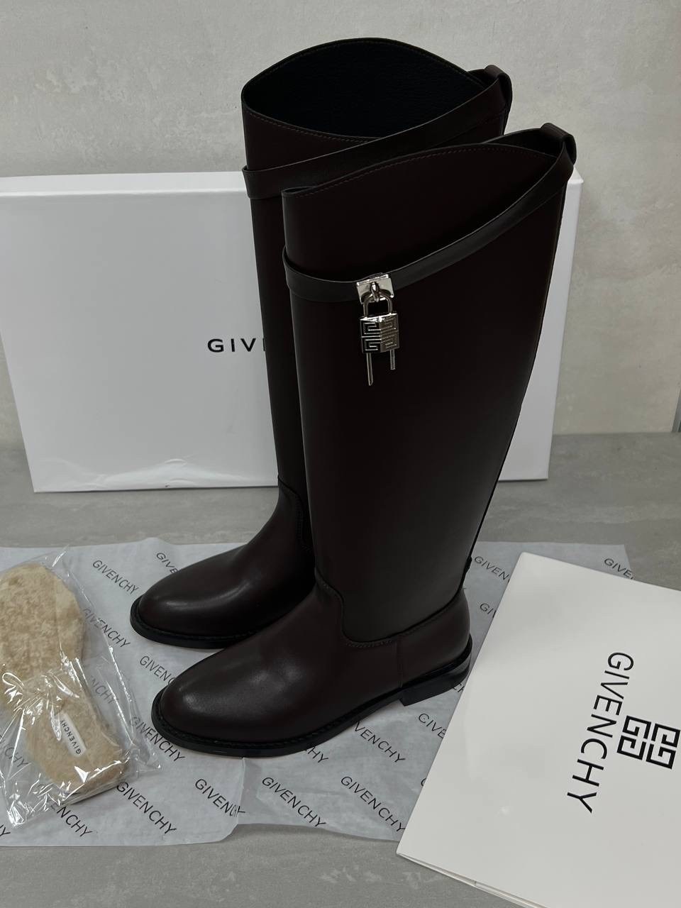 givenchy сапоги,живанши сапоги женские,сапоги жокейские живанши,живанши сапоги,женские сапоги