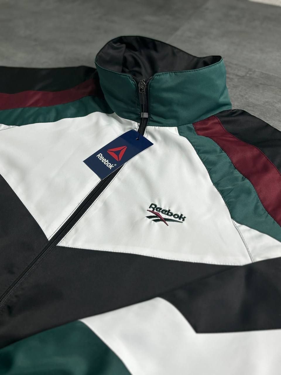 спортивный костюм reebok в стиле 90 х,костюм спортивный reebok мужской стиль 90-х,спортивный костюм reebok из 90х,спортивный костюм reebok 90-х,спортивный мужской костюм adidas в стиле 90-х