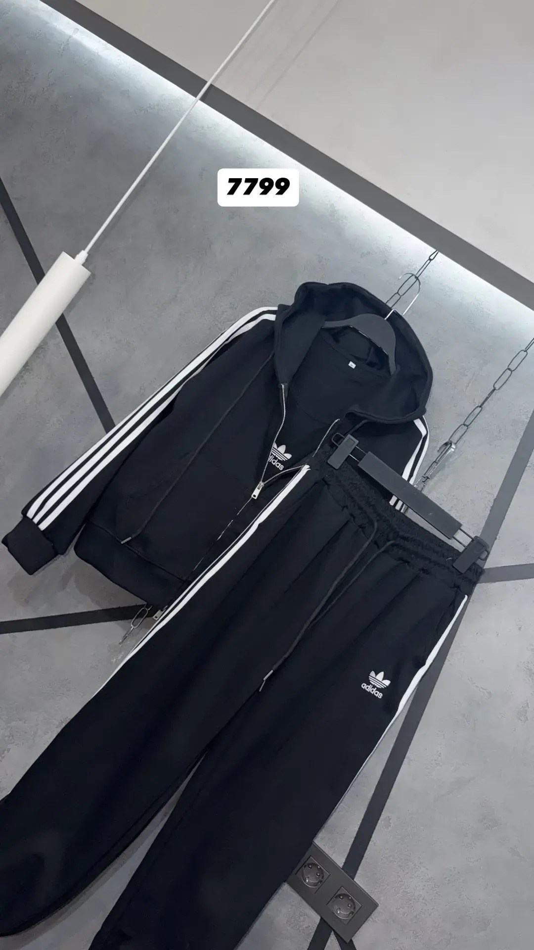 спортивный костюм adidas originals,костюм адидас ориджинал красный,костюм адидас красный,спортивный костюм adidas,костюм адидас женский