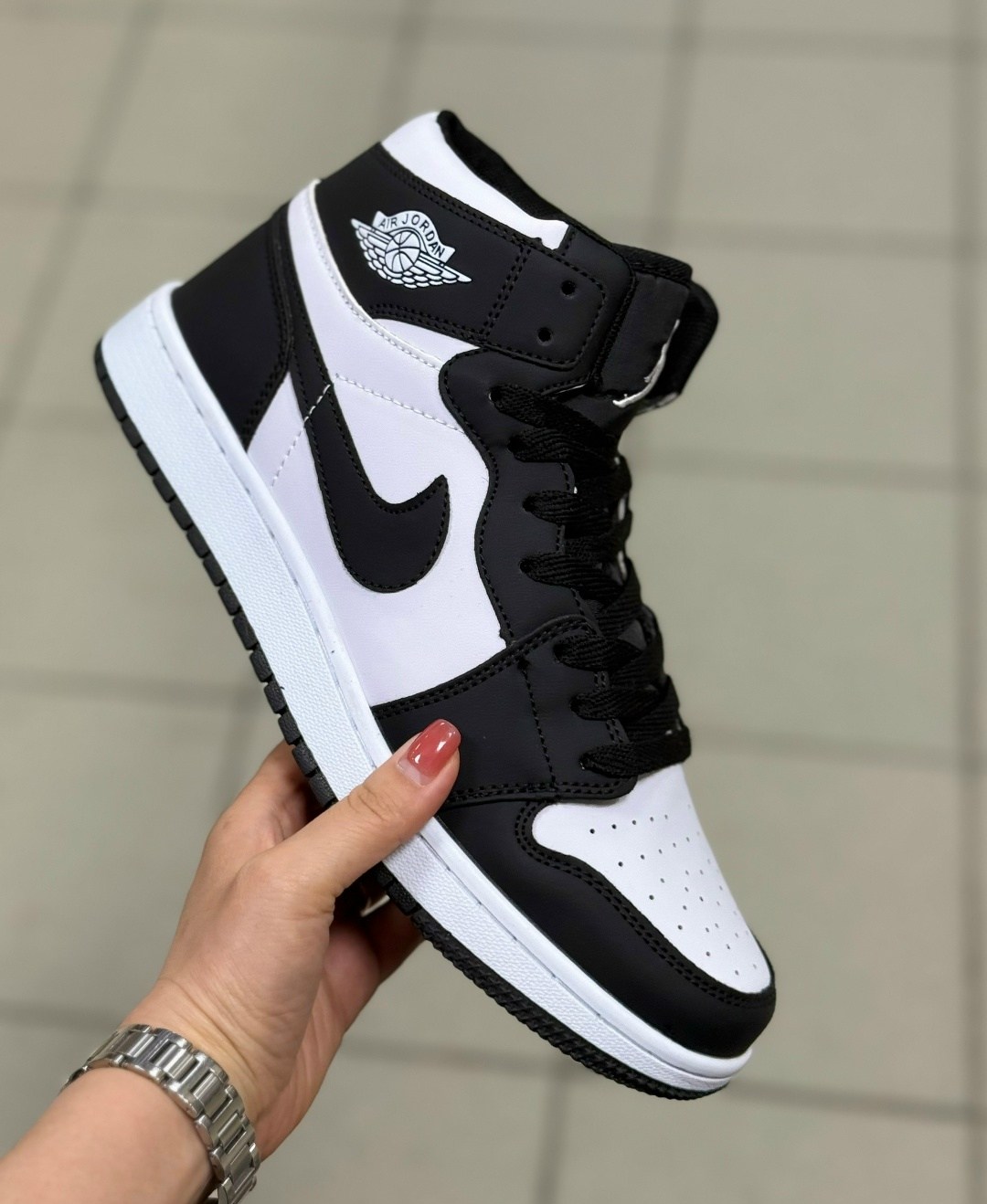 кроссовки спортивные nike air jordan 1 кеды высокие,nike air jordan 1 retro high og,nike air jordan 1 retro high,кроссовки nike air jordan 1,nike air jordan 1 pine green