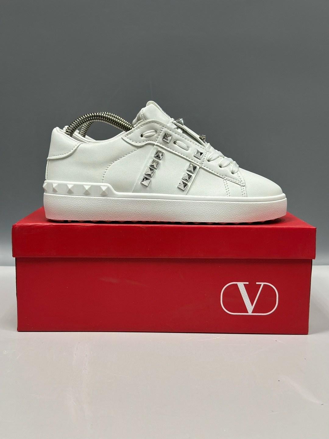 кроссовки valentino,,кеды валентино,кроссовки женские valentino,valentino кеды
