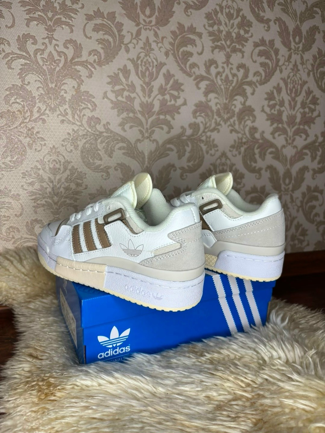 кроссовки adidas,кроссовки женские adidas,женские кроссовки,кроссовки адидас,кроссовки стильные