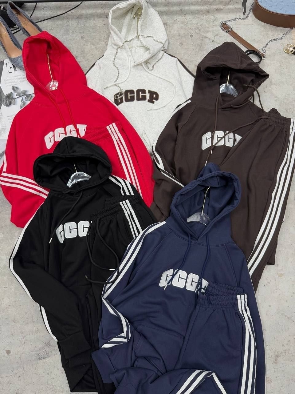 женские костюмы спортивные,спортивные костюмы,костюм спортивный женские спортивные костюмы,спортивный костюм женский adidas,свободные спортивные брюки в корейском стиле y2k