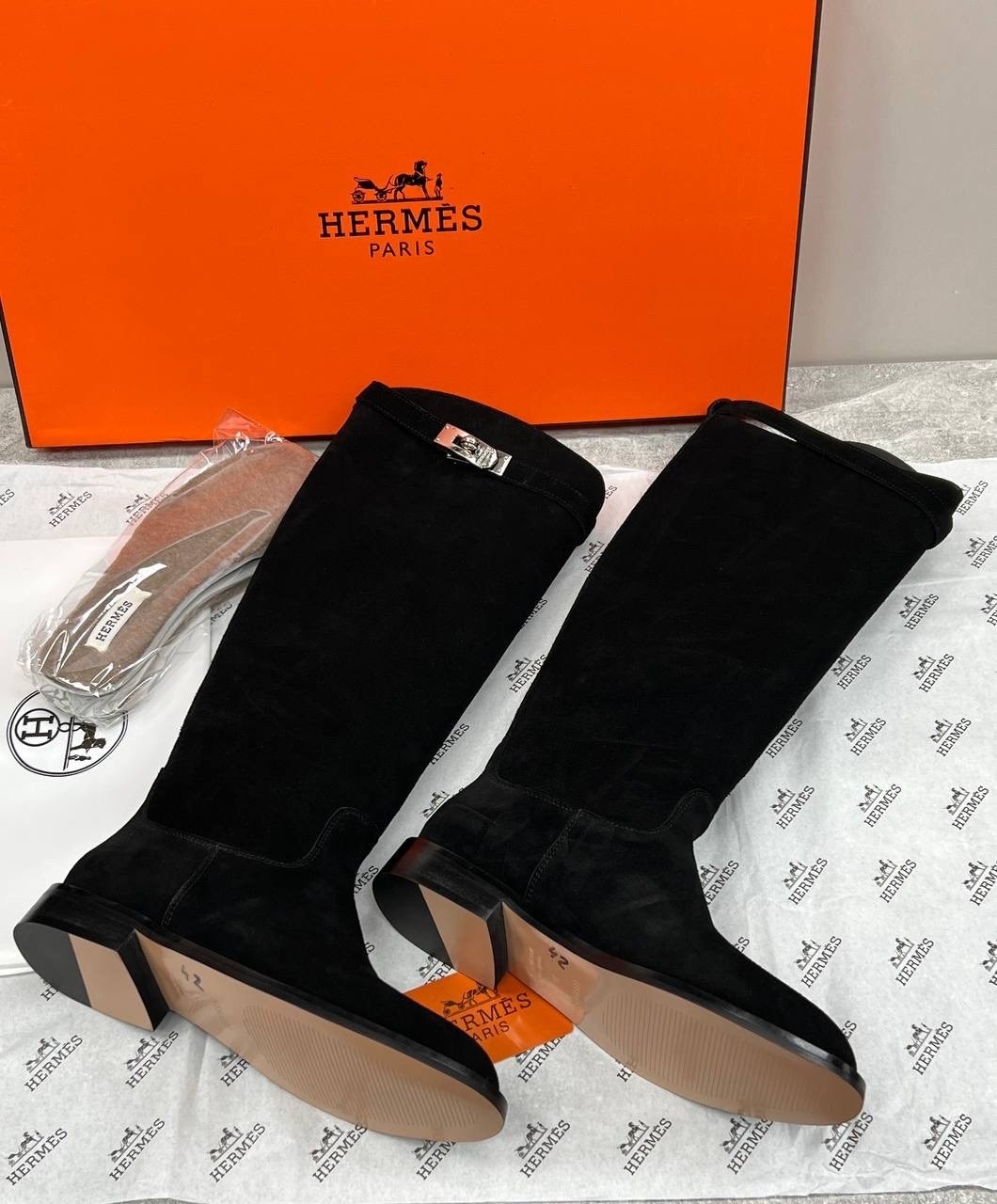 hermes сапоги,женские сапоги hermes,женские черные замшевые сапоги hermes jumping,сапоги замшевые hermes jumping,сапоги эрмес женские