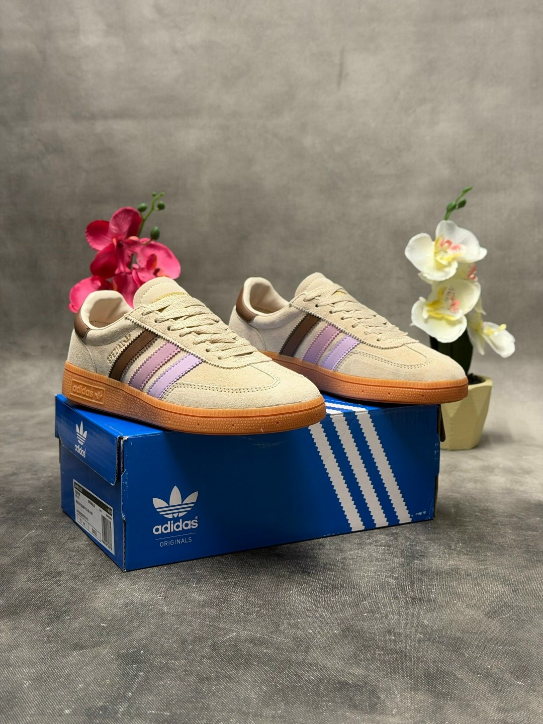 ,кроссовки adidas,кроссовки adidas handball spezial,женские кроссовки,adidas originals gazelle indoor