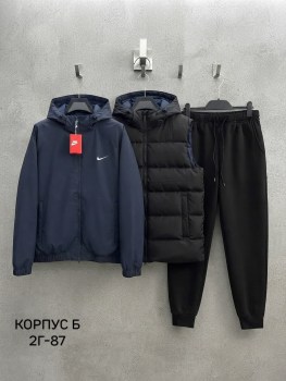 Костюм