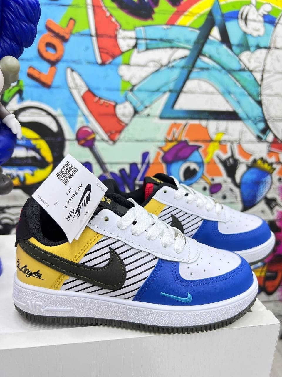 kaws фигурка,кавс фигурки,кросcовки nike air force 1,кроссовки,игрушек
