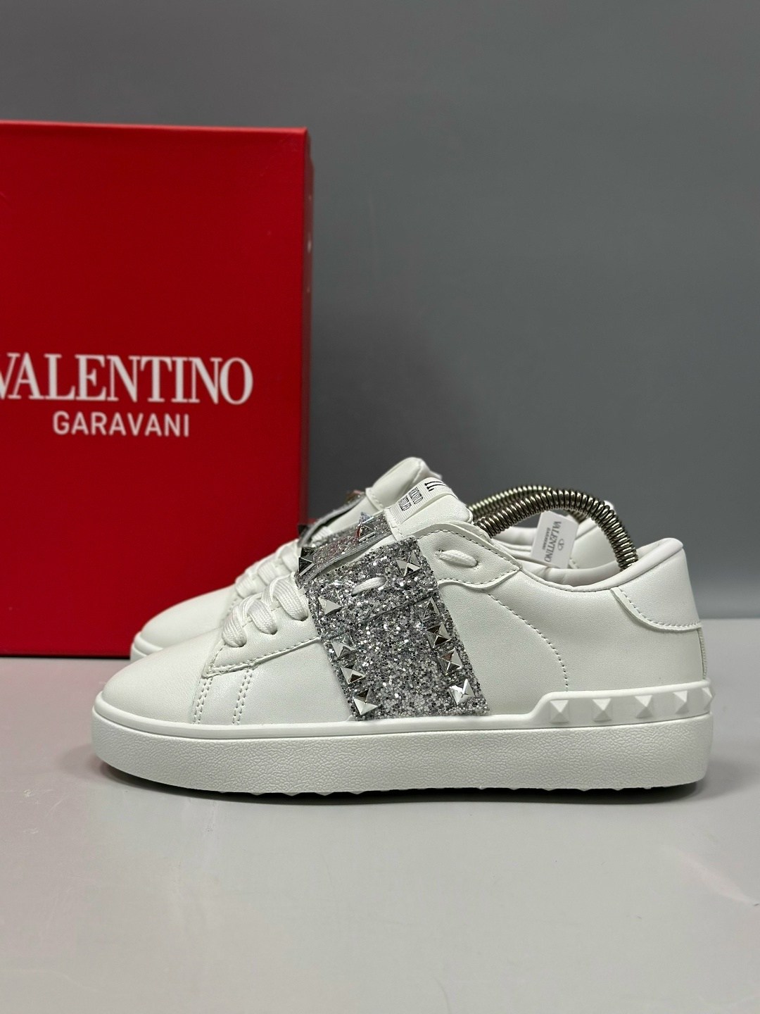 кроссовки valentino женские,кроссовки valentino,кеды valentino,valentino кеды женские,valentino garavani кеды