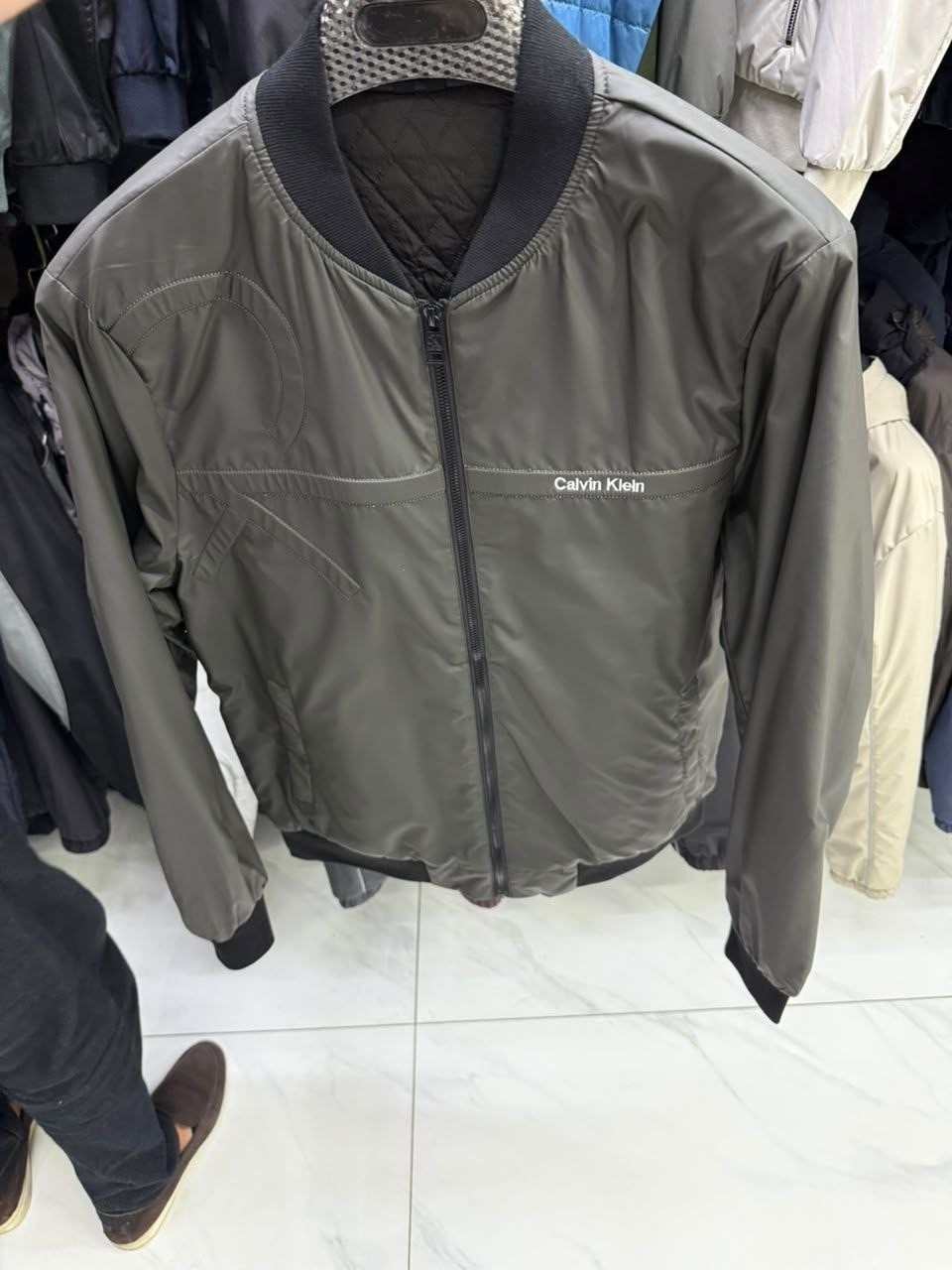 куртка бомбер calvin klein,мужской бомбер calvin klein,мужская ветровка calvin klein,куртка calvin klein,ветровка calvin klein