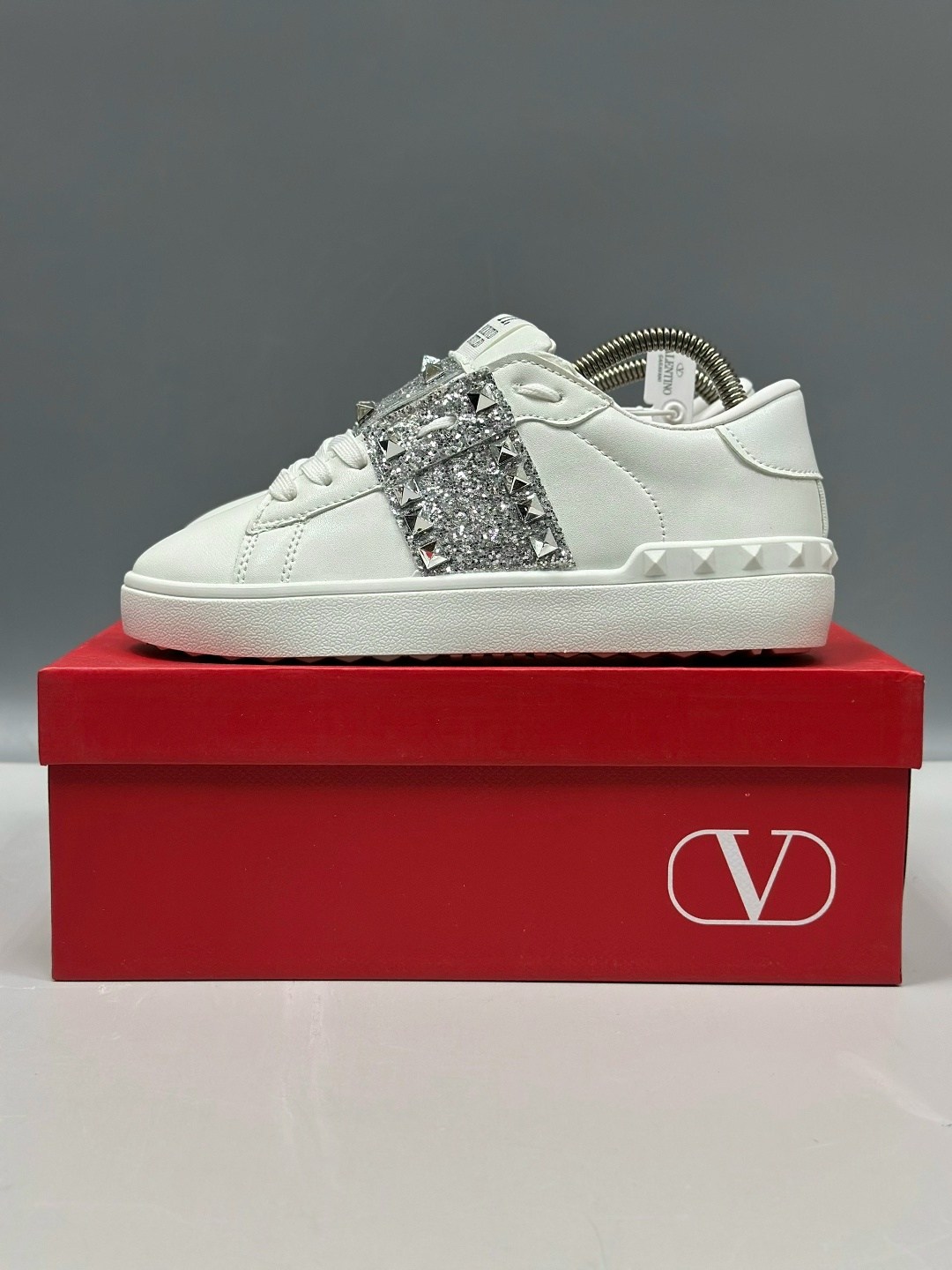 кроссовки valentino женские,кроссовки valentino,кеды valentino,valentino кеды женские,valentino garavani кеды