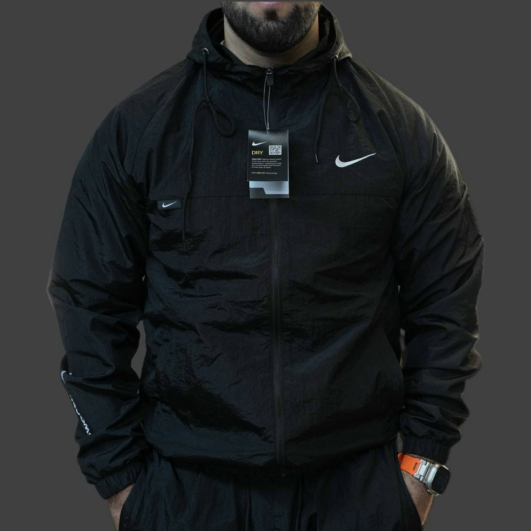 костюм спортивный nike,спортивный костюм от фирмы ni e,спортивный костюм мужской nike,костюм широкие спортивный плащевка nike isalino,мужская спортивная одежда