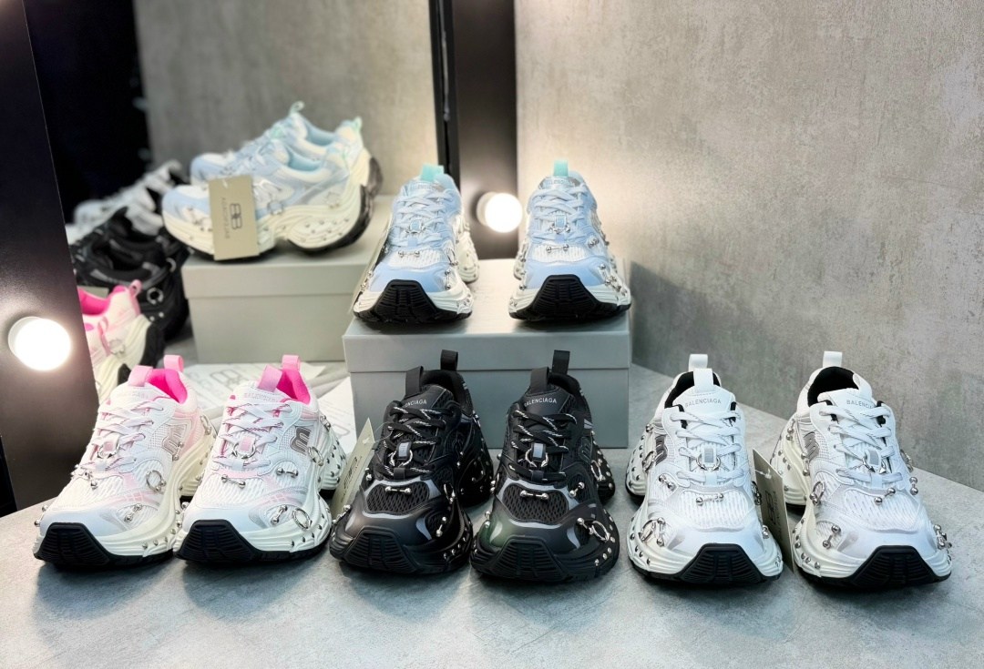 кроссовки женские balenciaga,кроссовки женские,кроссовки balenciaga,кроссовки,кроссовки кальвин кляйн женские